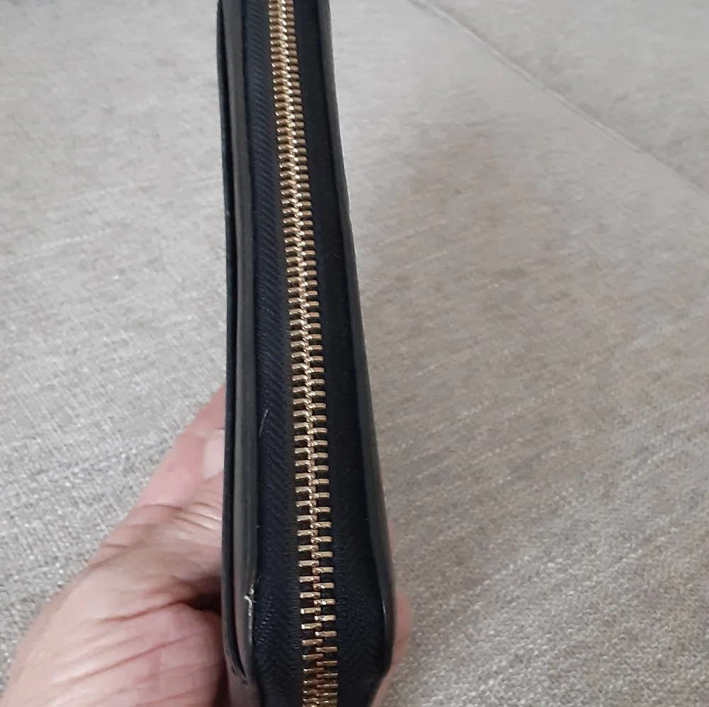 Kate Spade Black Zip-Around Wallet